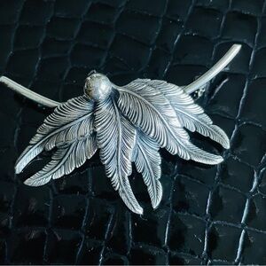 Vintage Beau Sterling Silver Signed Flower Leaves Brooch Pin